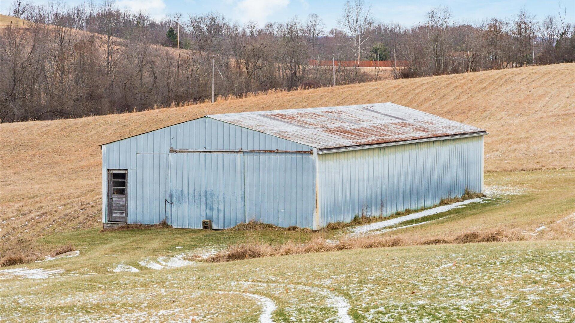 1055 West Union Road Norwich, OH 43767 - Photo 28 of 37 37-z 1055 W Union083
