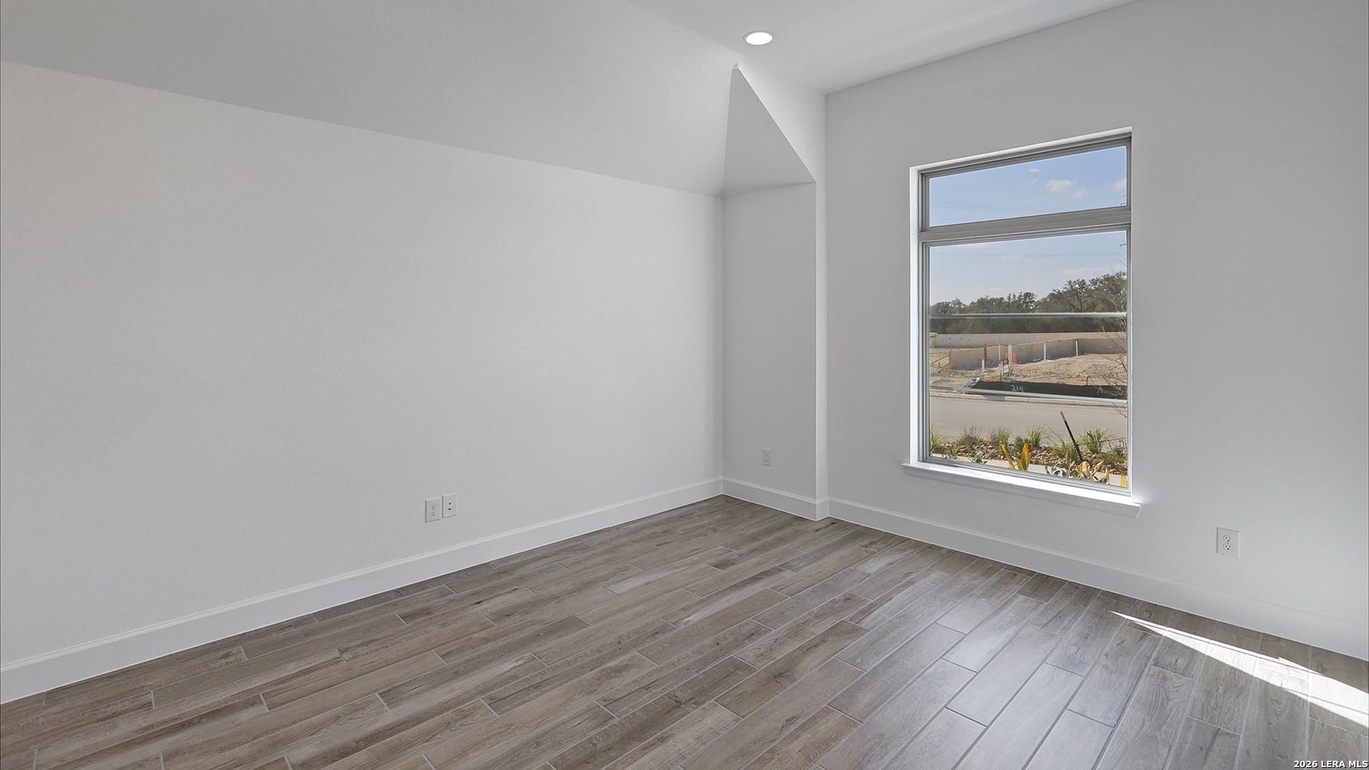 217 Hidalgo Boerne, TX 78006 - Photo 16 of 29