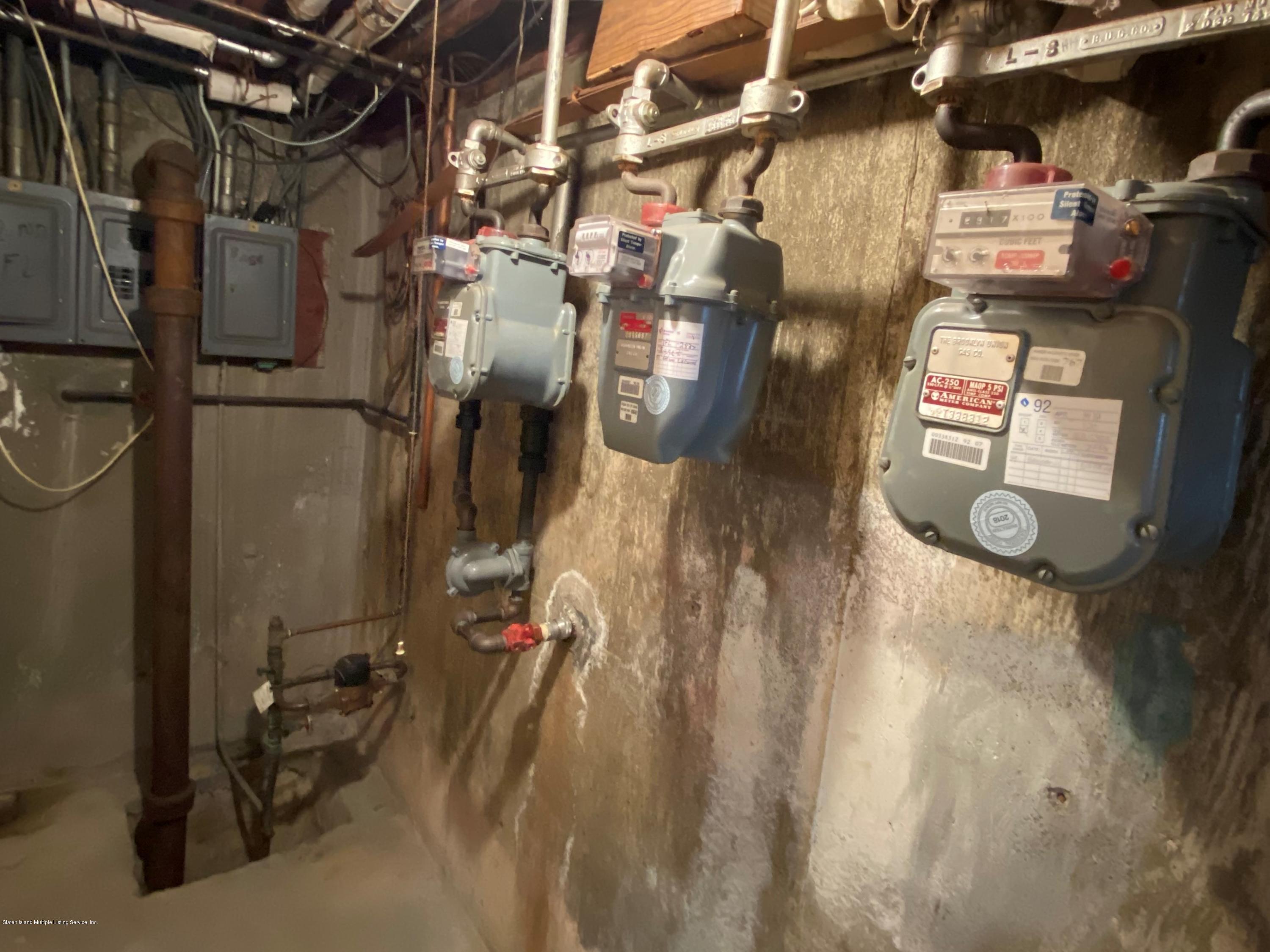 79 Cayuga Avenue Staten Island, NY 10301 - Photo 18 of 28 IMG_0514