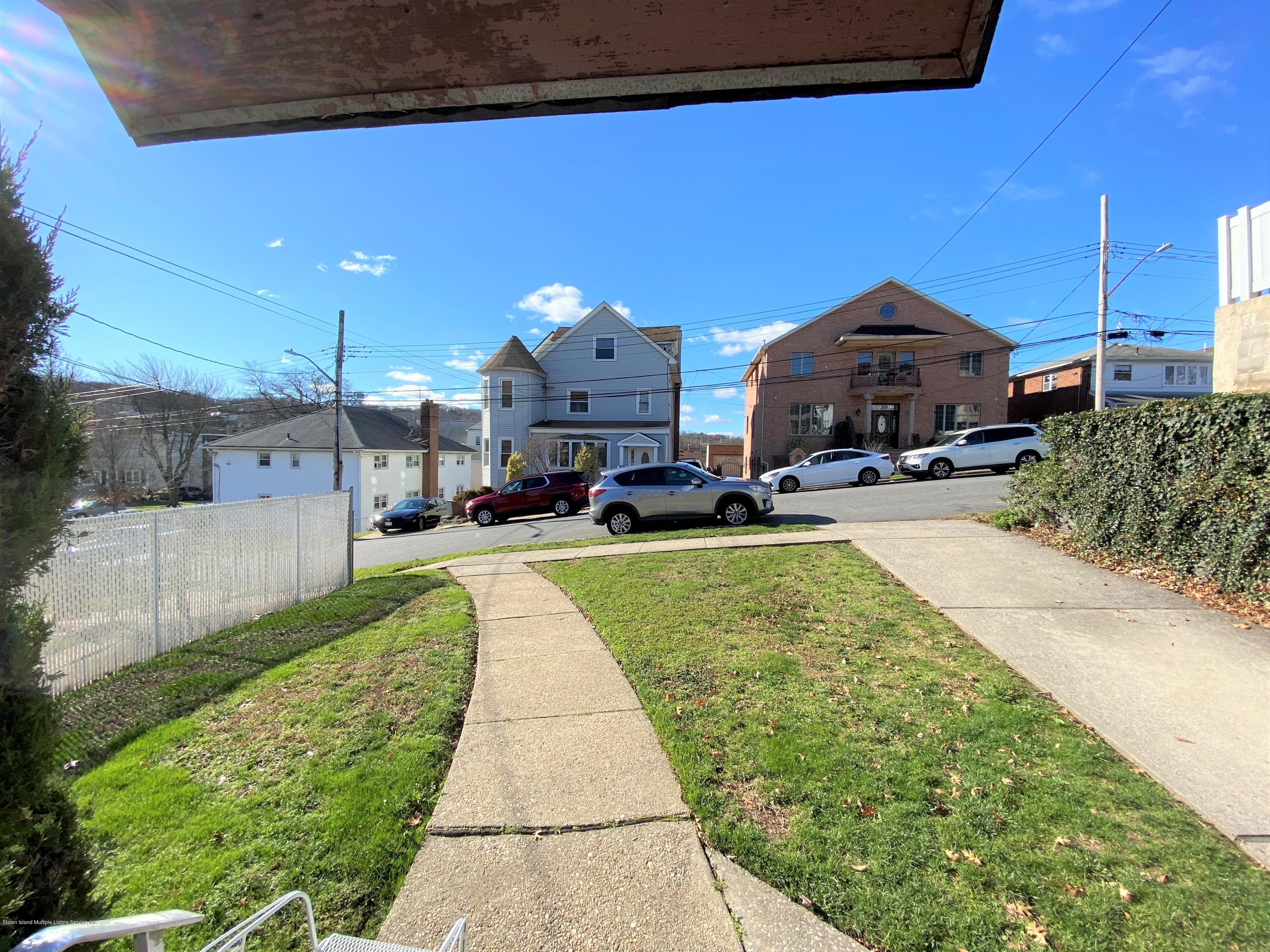 79 Cayuga Avenue Staten Island, NY 10301 - Photo 26 of 28 IMG_0550