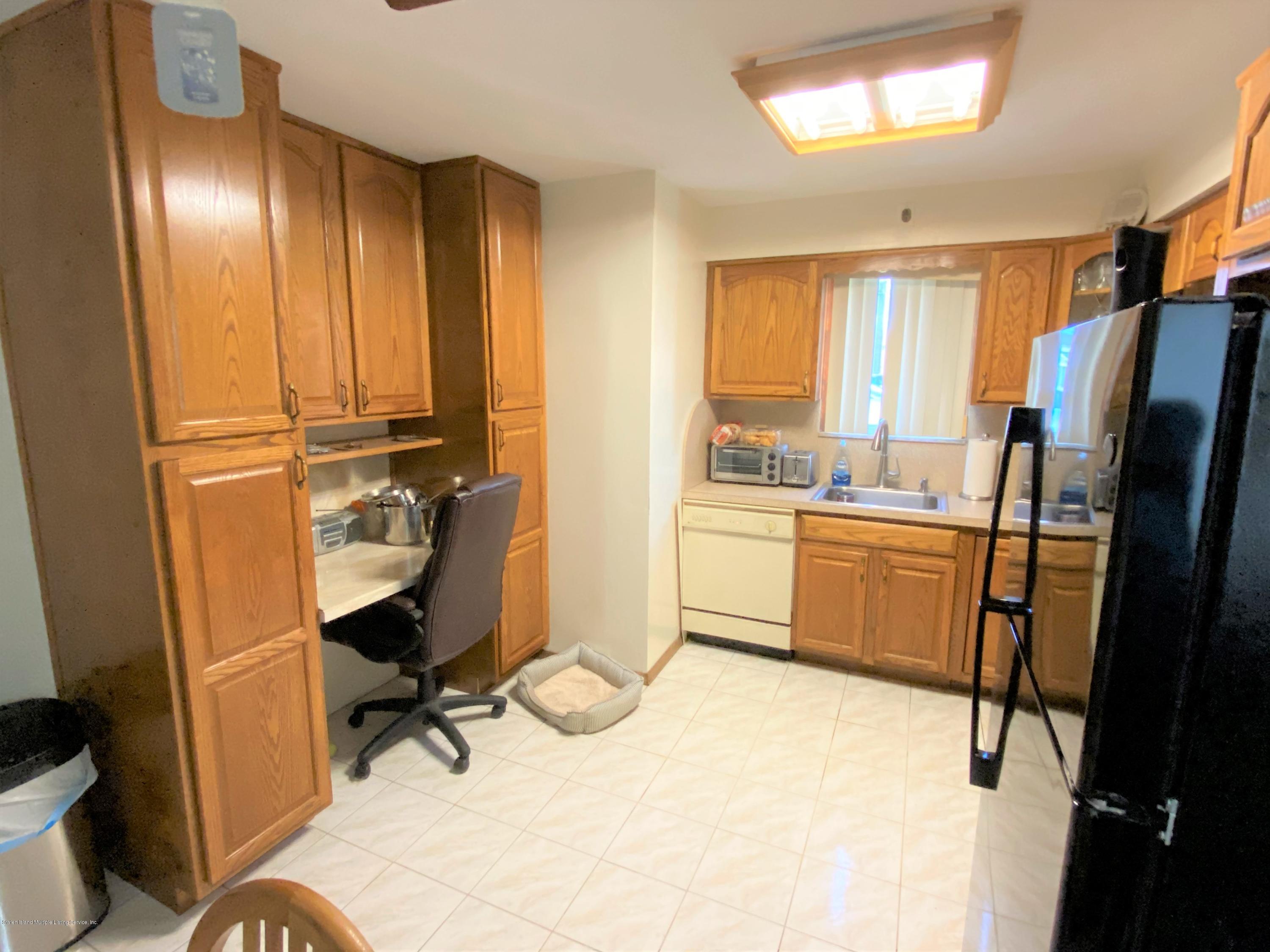 79 Cayuga Avenue Staten Island, NY 10301 - Photo 4 of 28 IMG_0508