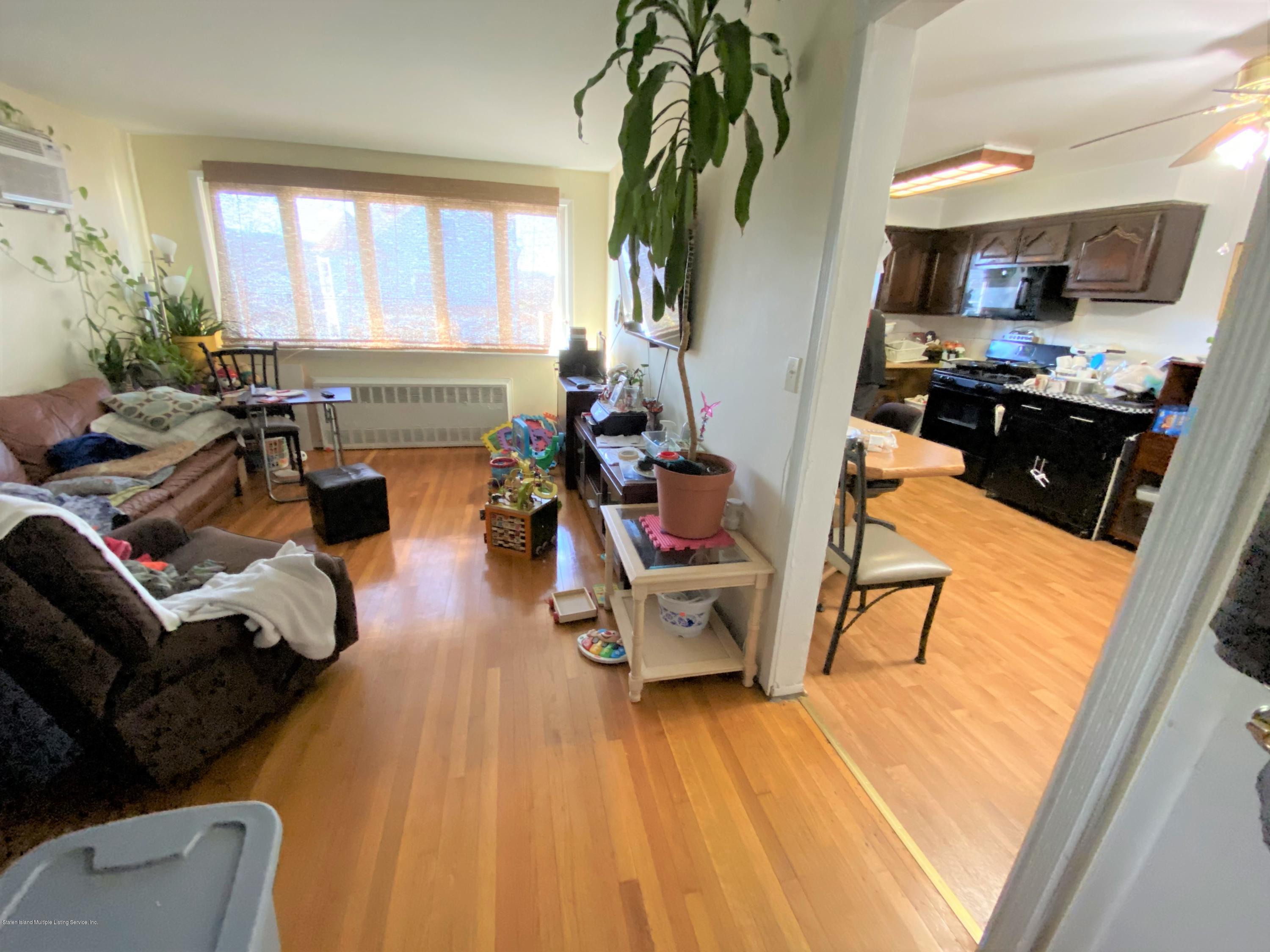 79 Cayuga Avenue Staten Island, NY 10301 - Photo 10 of 28 IMG_0530