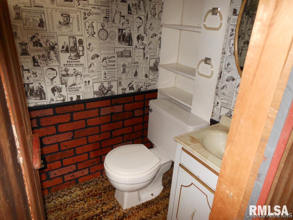1050 North Summit Avenue Decatur, IL 62522 - Photo 18 of 23