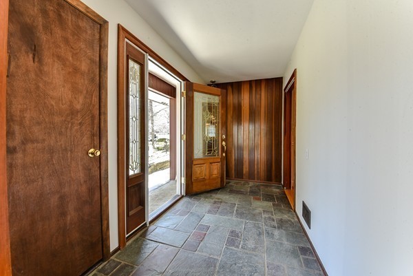 24 Robinhood Road Natick, MA 01760 - Photo 8 of 21 Gallery Image 8