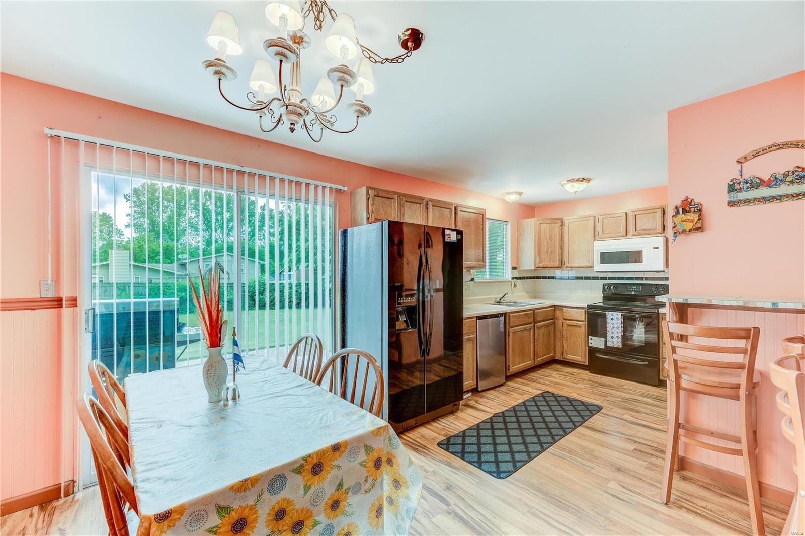 35 Country Hill Road St. Peters, MO 63376 - Photo 5 of 22 Gallery Image 5