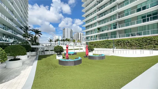 $680,000 | 1111 Southwest 1st Avenue, Unit 3125N, Miami, FL 33130