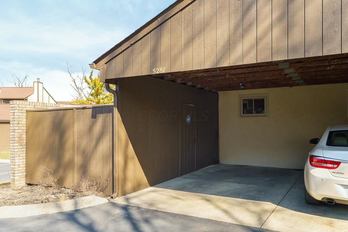 5281 Timberline Road, Unit 150 Columbus, OH 43220 - Photo 34 of 37 Parking