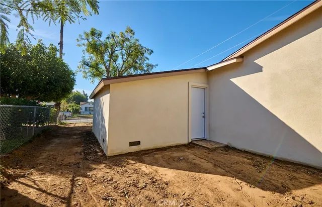 $585,000 | 6001 De La Vista, Jurupa Valley, CA 92509