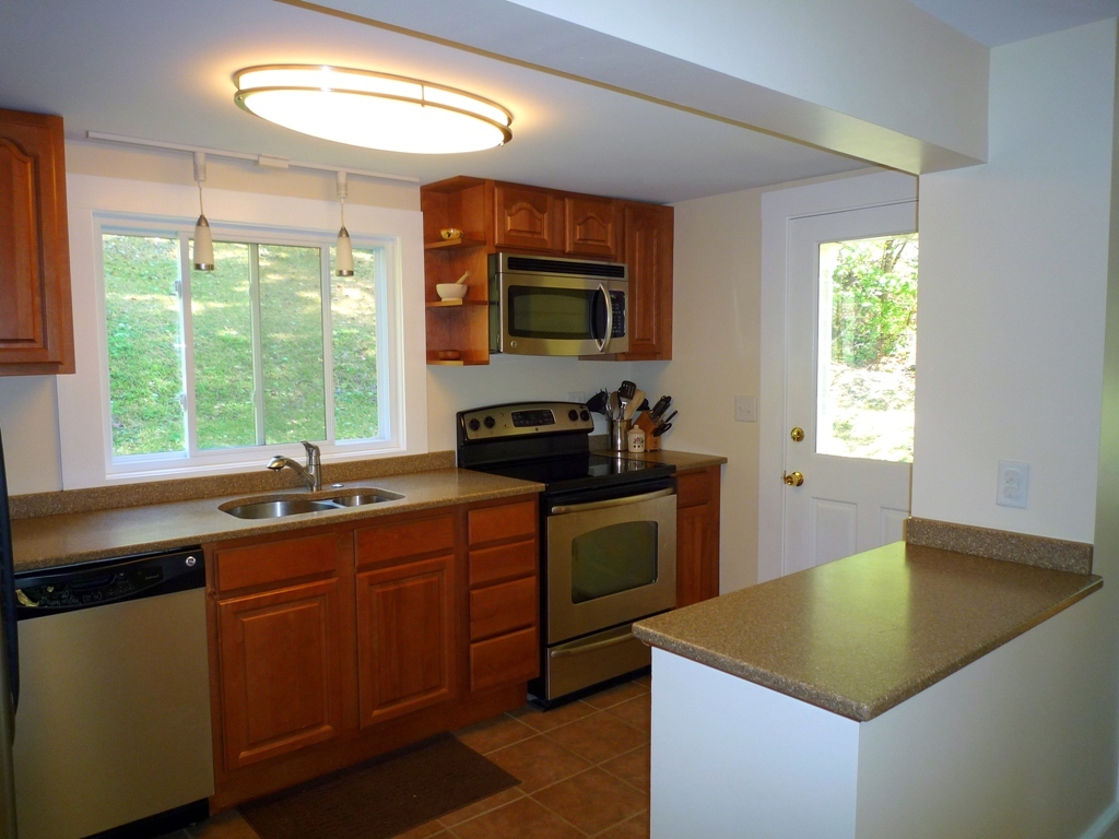 504 North Hoosac Road Williamstown, MA 01267 - Photo 12 of 27 Kitchen