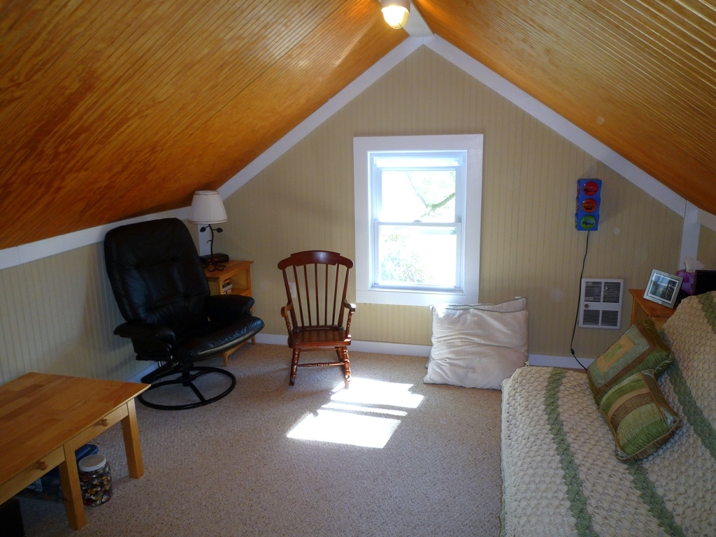 504 North Hoosac Road Williamstown, MA 01267 - Photo 26 of 27 Third Floor