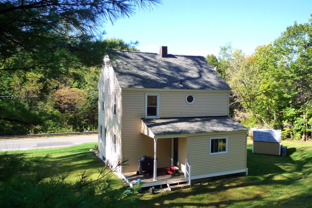 504 North Hoosac Road Williamstown, MA 01267 - Photo 4 of 27 View of Back porch