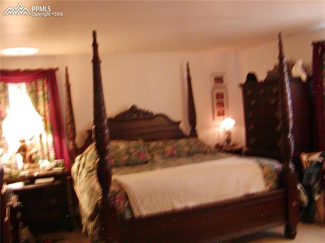 4829 Stanton Road Colorado Springs, CO 80918 - Photo 13 of 19 Gallery Image 13