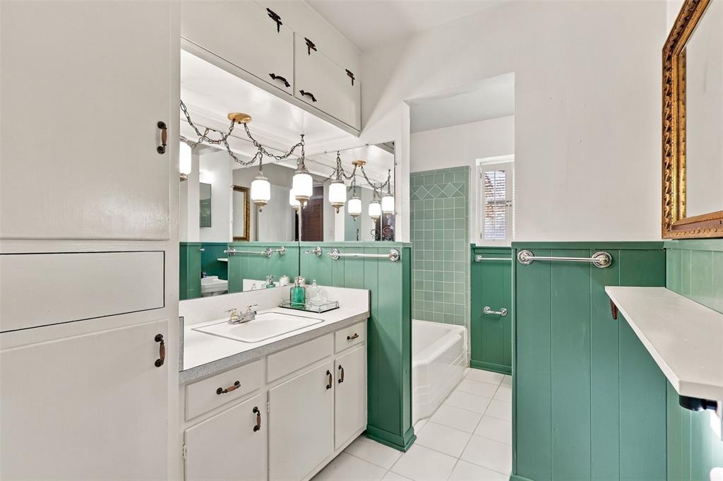7037 Treehaven Road Fort Worth, TX 76116 - Photo 21 of 35 Gallery Image 21