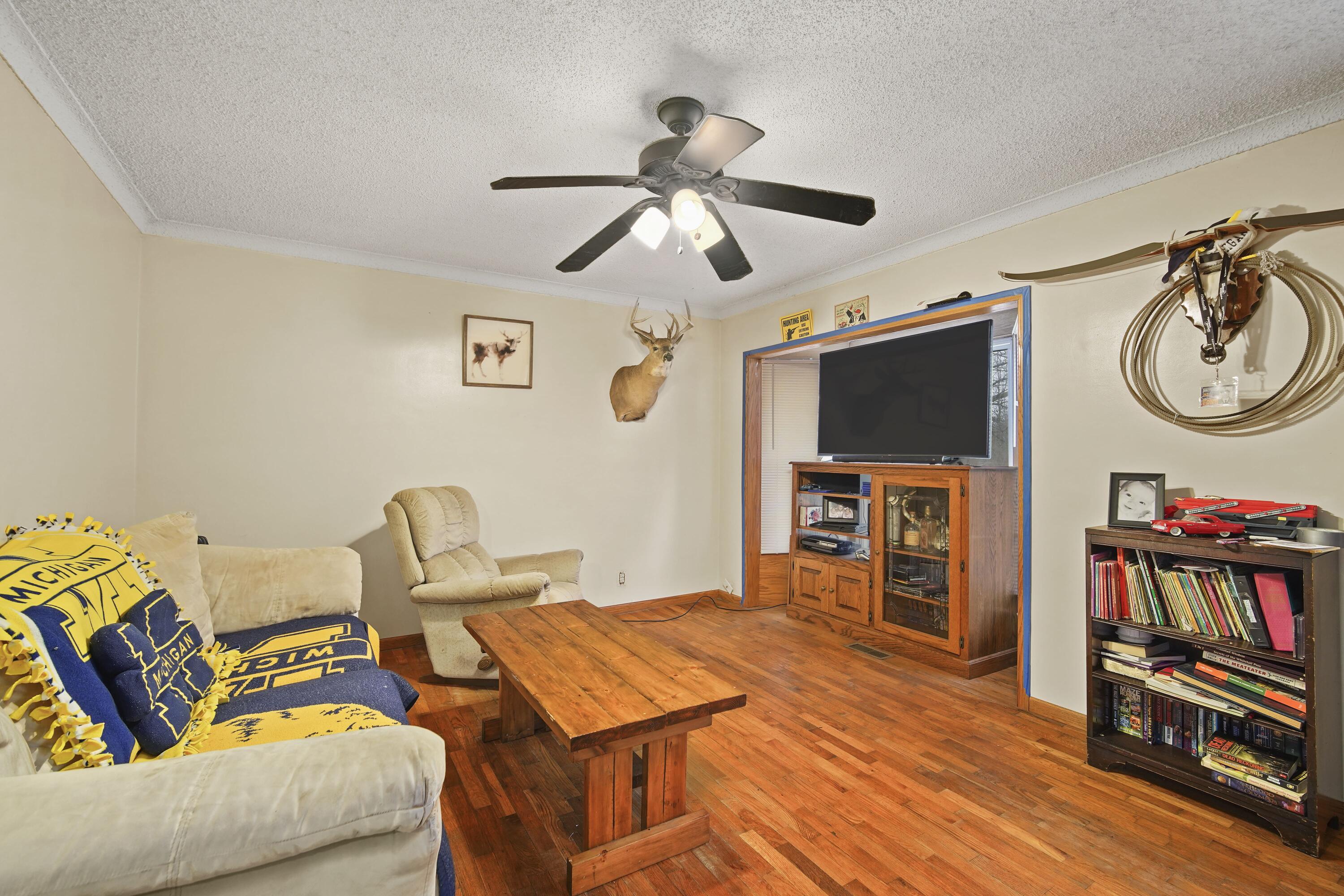 13401 Pope Church Road Springport, MI 49284 - Photo 4 of 39 4