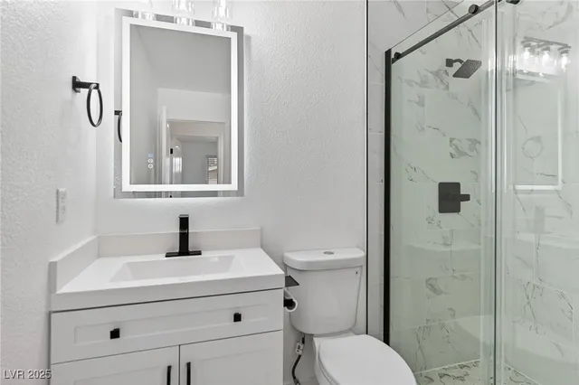 $625,000 | 405 Scenic Drive, Henderson, NV 89002