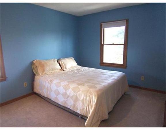 59 Edendale Street Springfield, MA 01104 - Photo 13 of 20