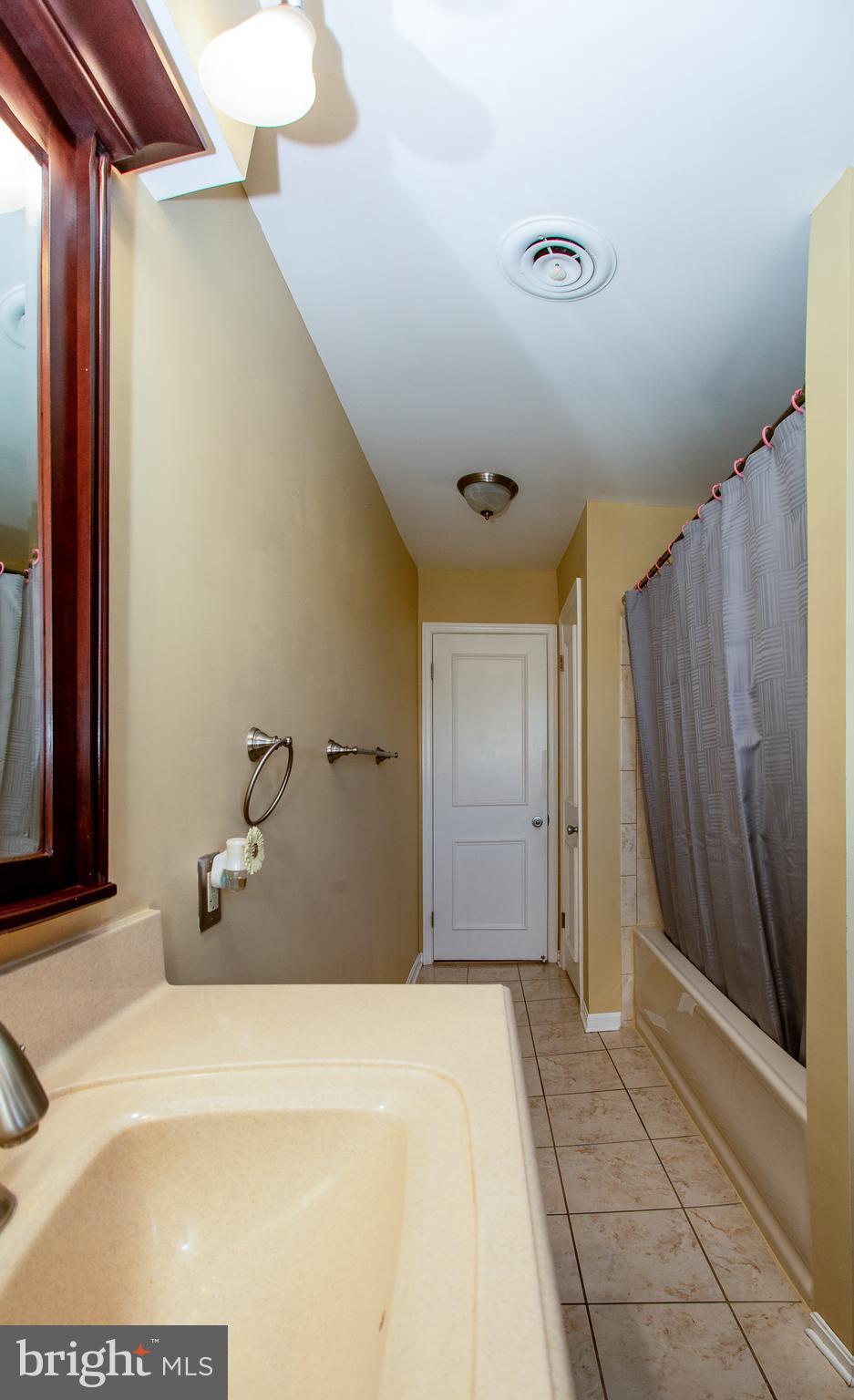 8401 Coco Road Baltimore, MD 21237 - Photo 28 of 51