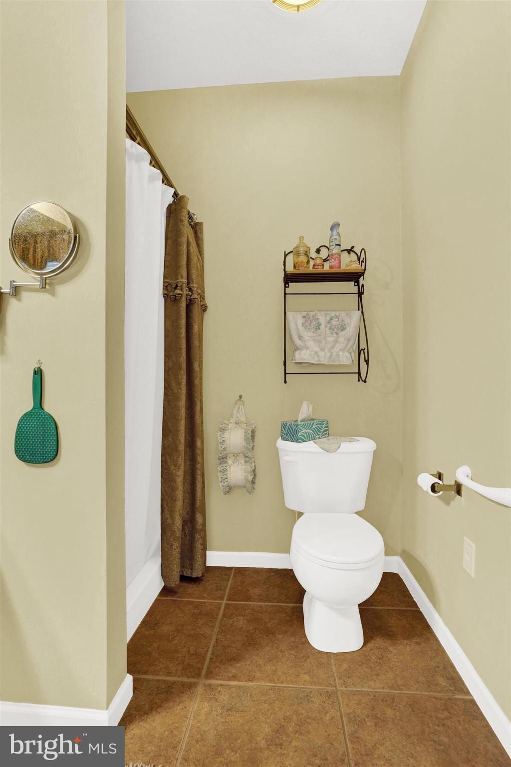 7771 Seneca Ridge Drive York, PA 17403 - Photo 15 of 27 Gallery Image 15