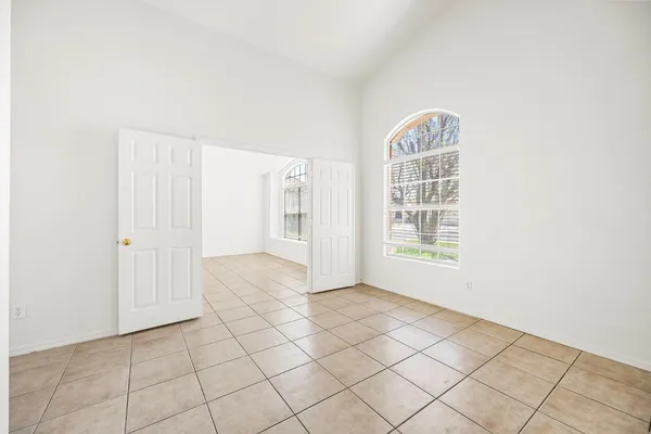 $2,150 | 5240 West Tonto Road, Glendale, AZ 85308