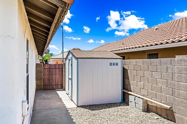 $2,150 | 5240 West Tonto Road, Glendale, AZ 85308