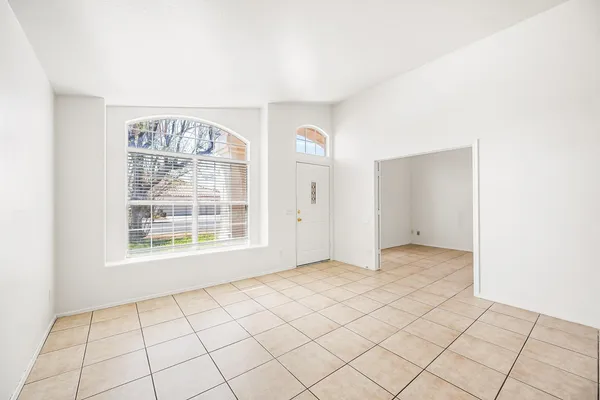 $2,150 | 5240 West Tonto Road, Glendale, AZ 85308