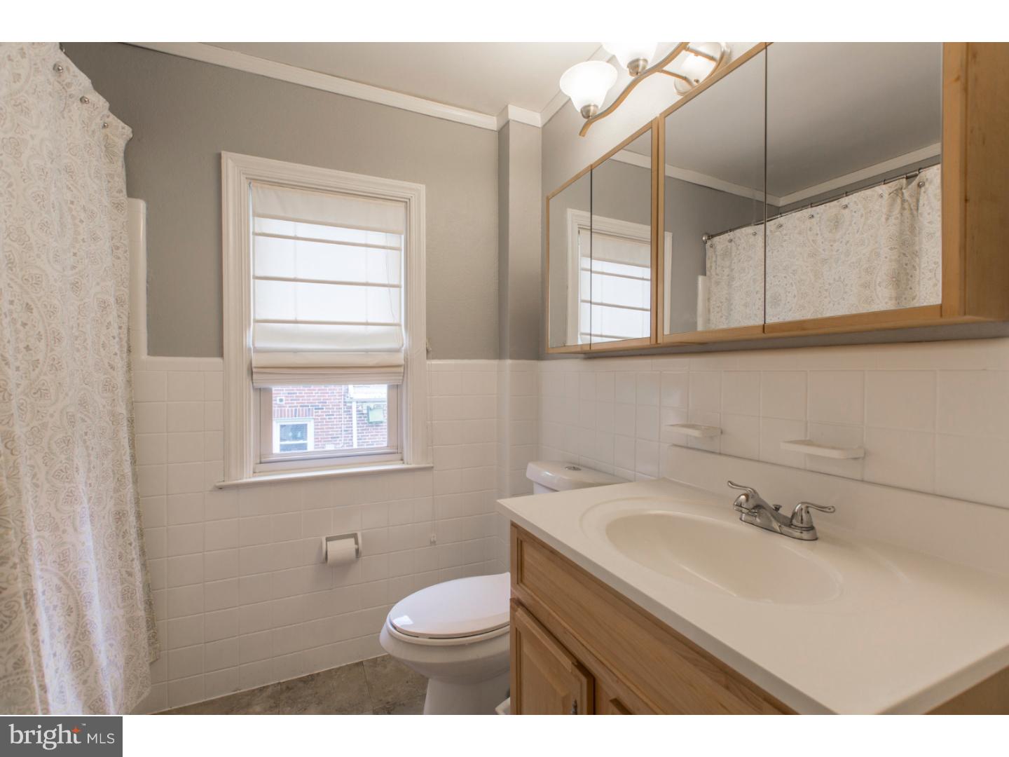 7629 Brookfield Road Cheltenham, PA 19012 - Photo 18 of 25 Bathroom