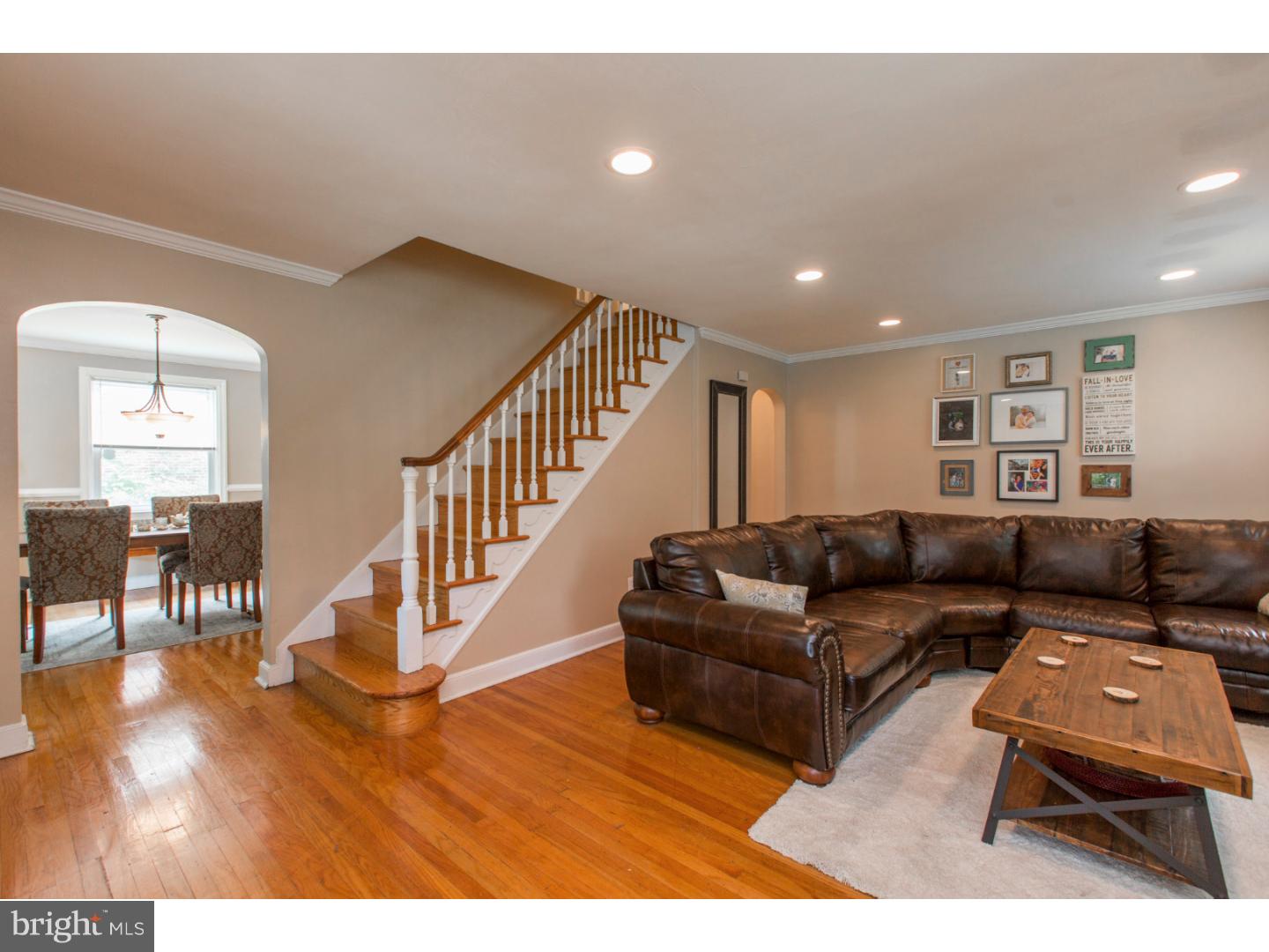7629 Brookfield Road Cheltenham, PA 19012 - Photo 3 of 25 Living Room