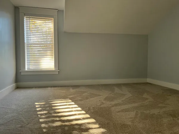 $249,000 | 460 East Chicago Street, Jonesville, MI 49250