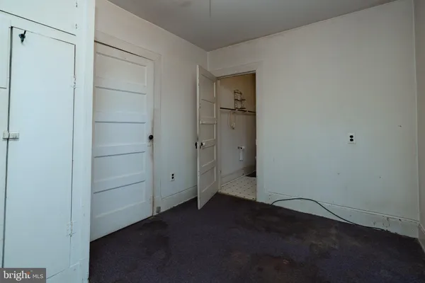 a view of empty room