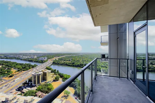 $3,800 | 44 East Avenue, Unit 3109, Austin, TX 78701