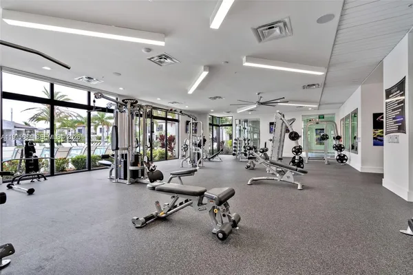 $1,050,000 | 8156 Northwest 43rd Street, Doral, FL 33166