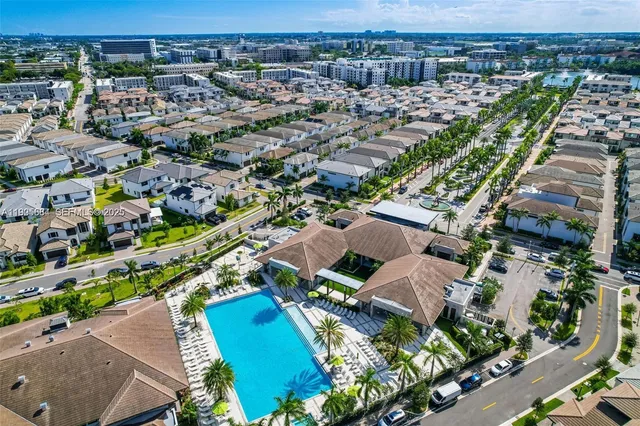 $1,075,000 | 8156 Northwest 43rd Street, Doral, FL 33166