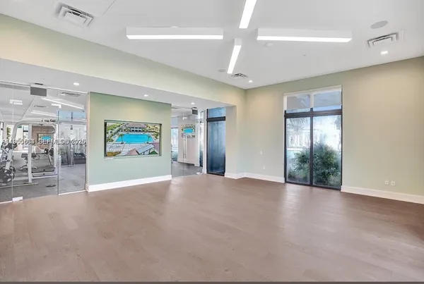 $1,050,000 | 8156 Northwest 43rd Street, Doral, FL 33166