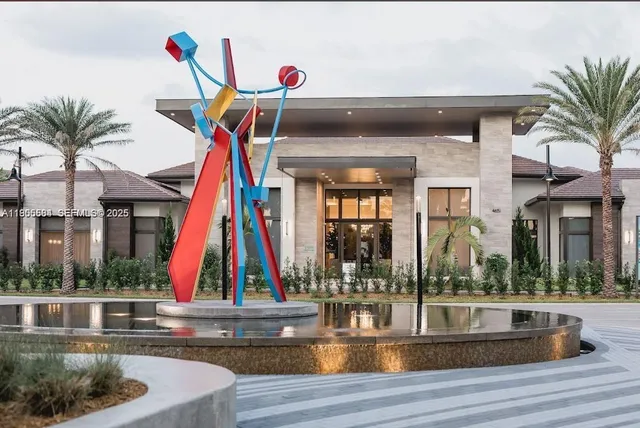 $1,075,000 | 8156 Northwest 43rd Street, Doral, FL 33166