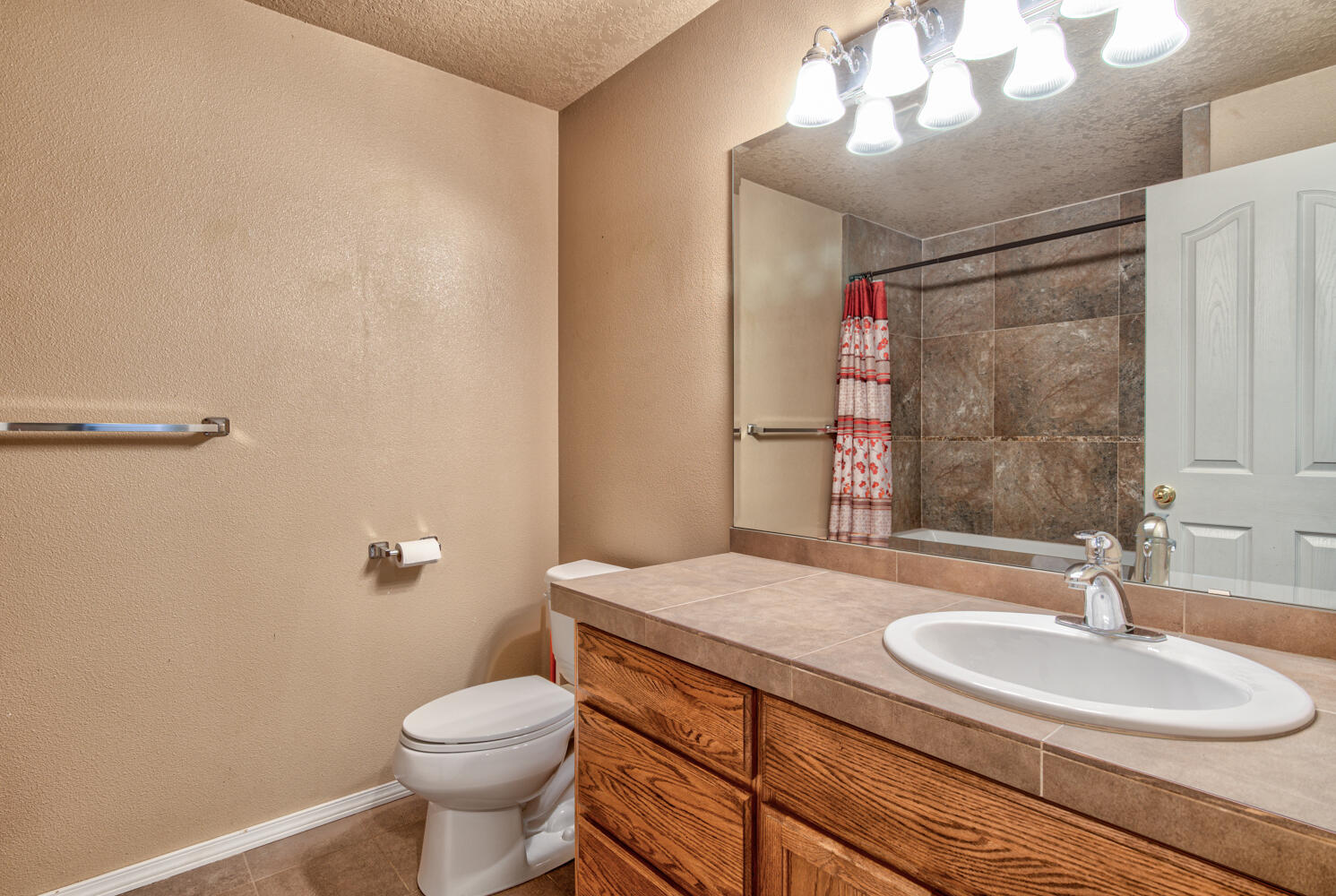 61104 Parrell Road Bend, OR 97702 - Photo 21 of 33 61104 SE Parrell Rd., Bend, OR - 30