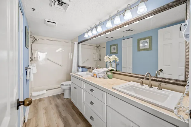 $560,000 | 5308 North Ocean Boulevard, Unit 1500/1501, Myrtle Beach, SC 29577