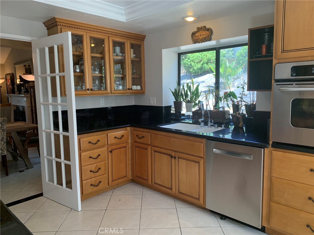 21942 Midcrest Drive Lake Forest, CA 92630 - Photo 9 of 42