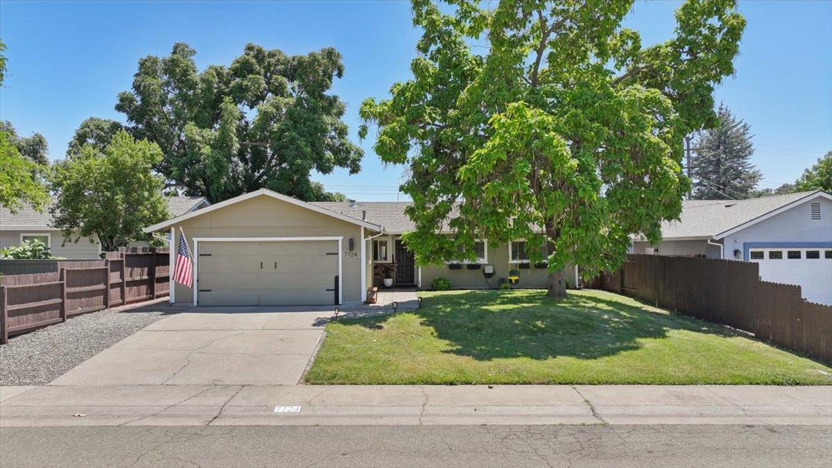 7724 Spring Valley Avenue Citrus Heights, CA 95610 - Photo 30 of 37