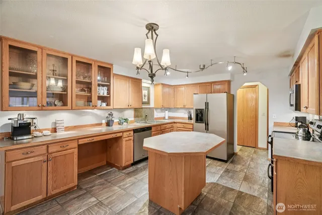 $535,000 | 1546 North R Street, Washougal, WA 98671