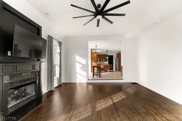 $770,000 | 9 Partridge Lane, Milford, NJ 08848
