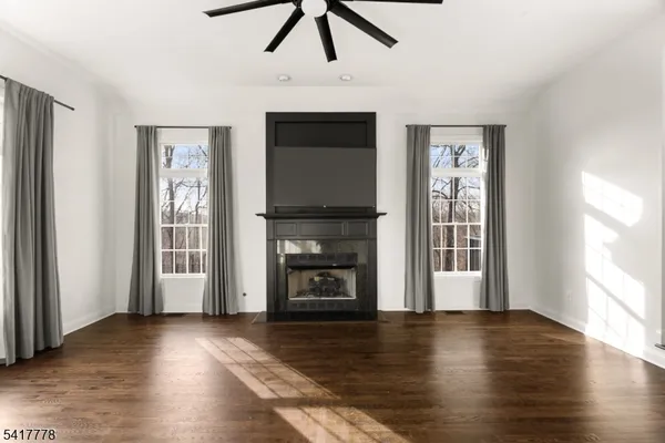 $770,000 | 9 Partridge Lane, Milford, NJ 08848