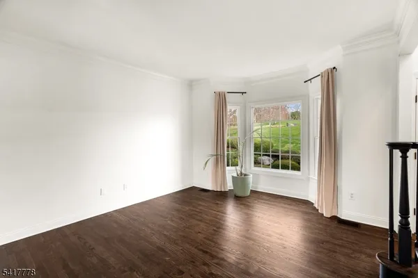 $770,000 | 9 Partridge Lane, Milford, NJ 08848