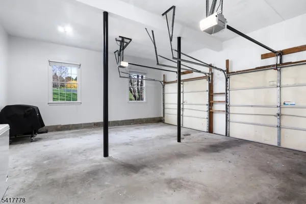 $770,000 | 9 Partridge Lane, Milford, NJ 08848