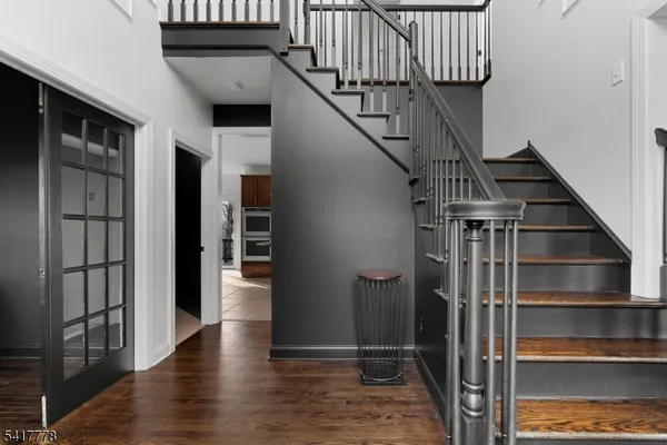 $770,000 | 9 Partridge Lane, Milford, NJ 08848