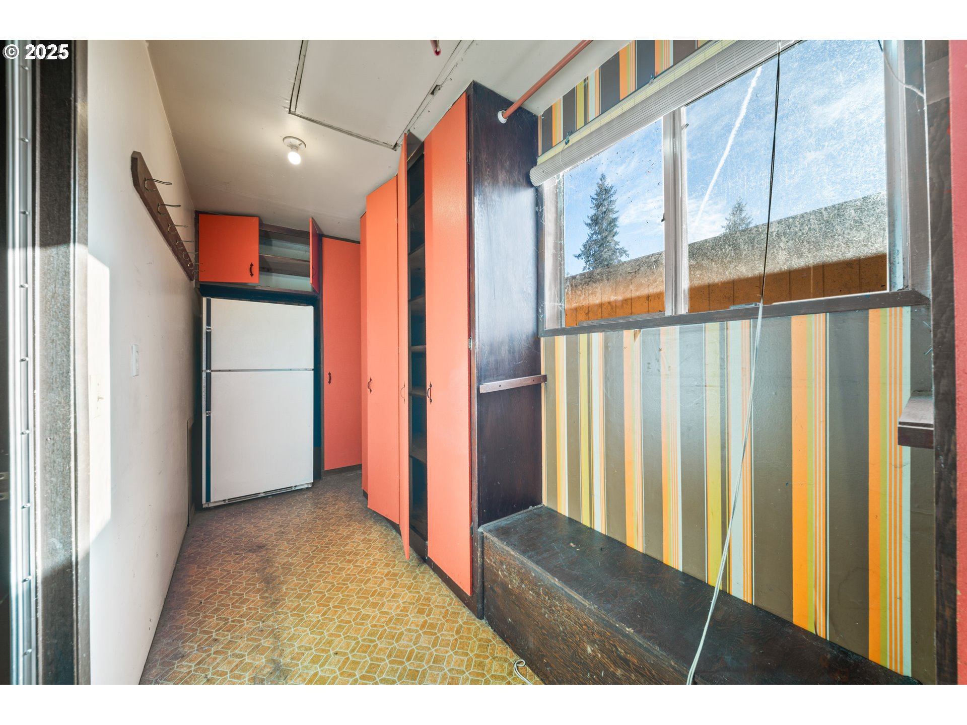 1109 Southeast 2nd Avenue Battle Ground, WA 98604 - Photo 13 of 30 a view of an entryway