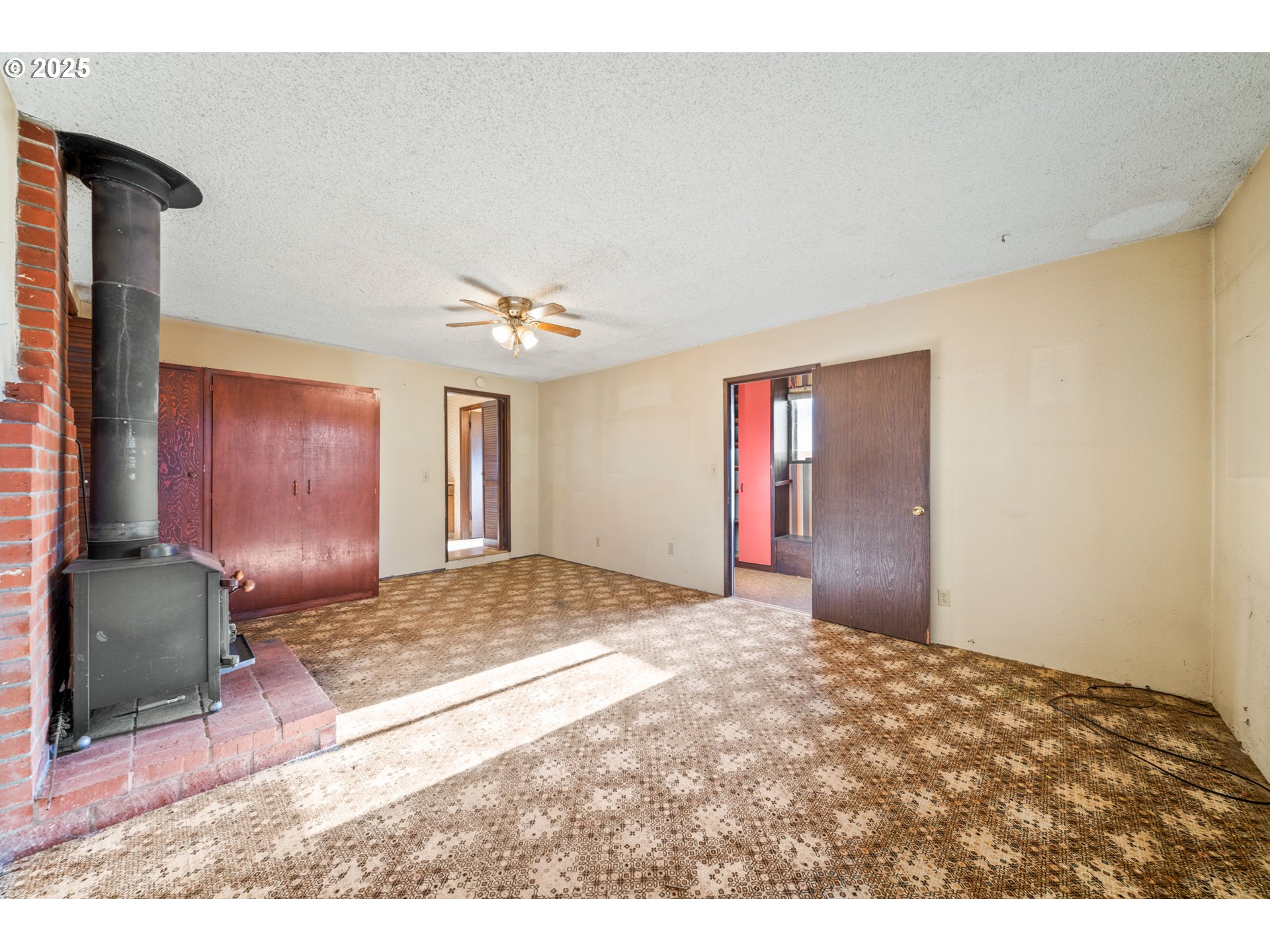 1109 Southeast 2nd Avenue Battle Ground, WA 98604 - Photo 7 of 30 a view of an empty room and window