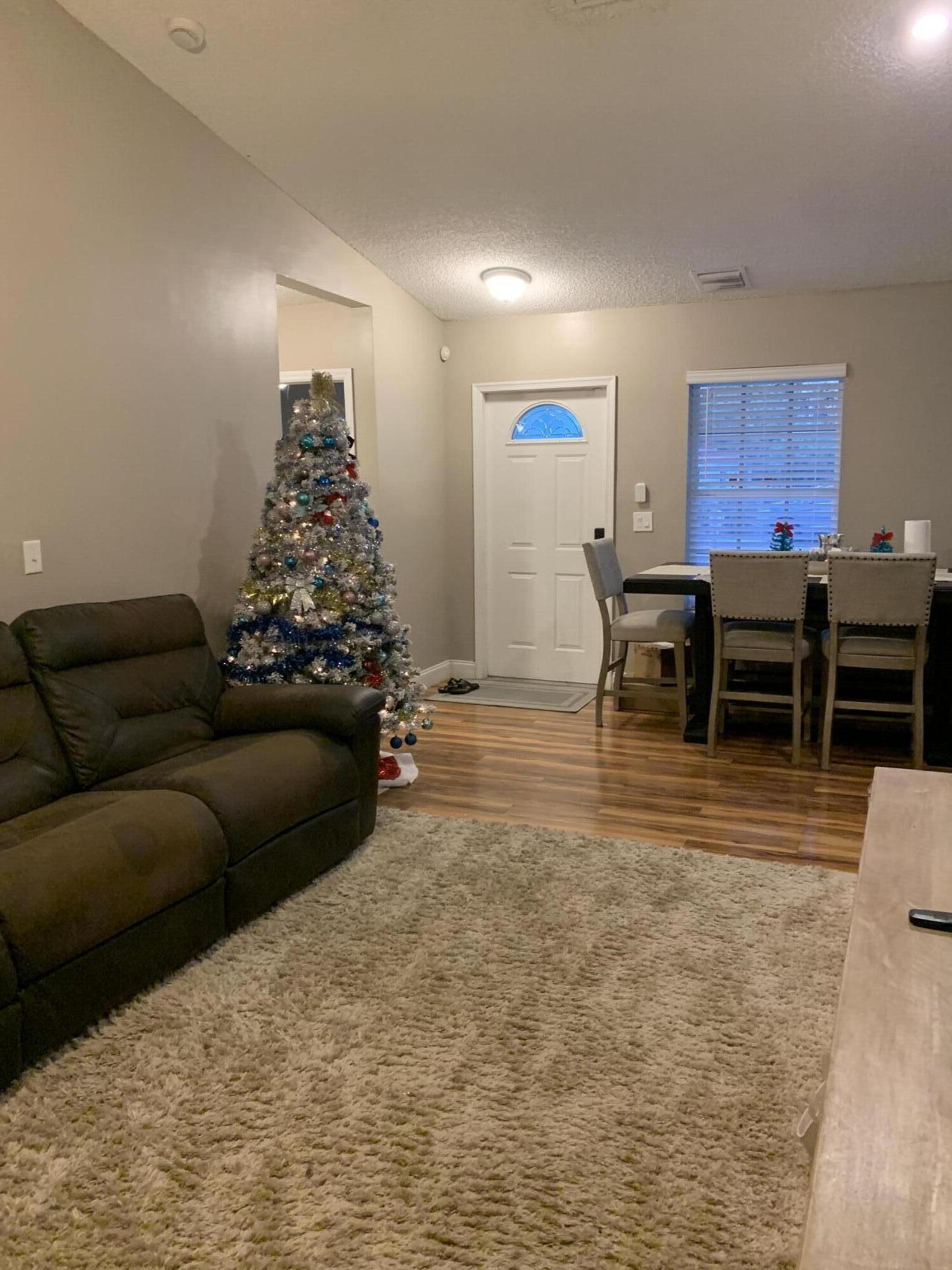 1345 West 34th Street Riviera Beach, FL 33404 - Photo 14 of 19 Living room 2