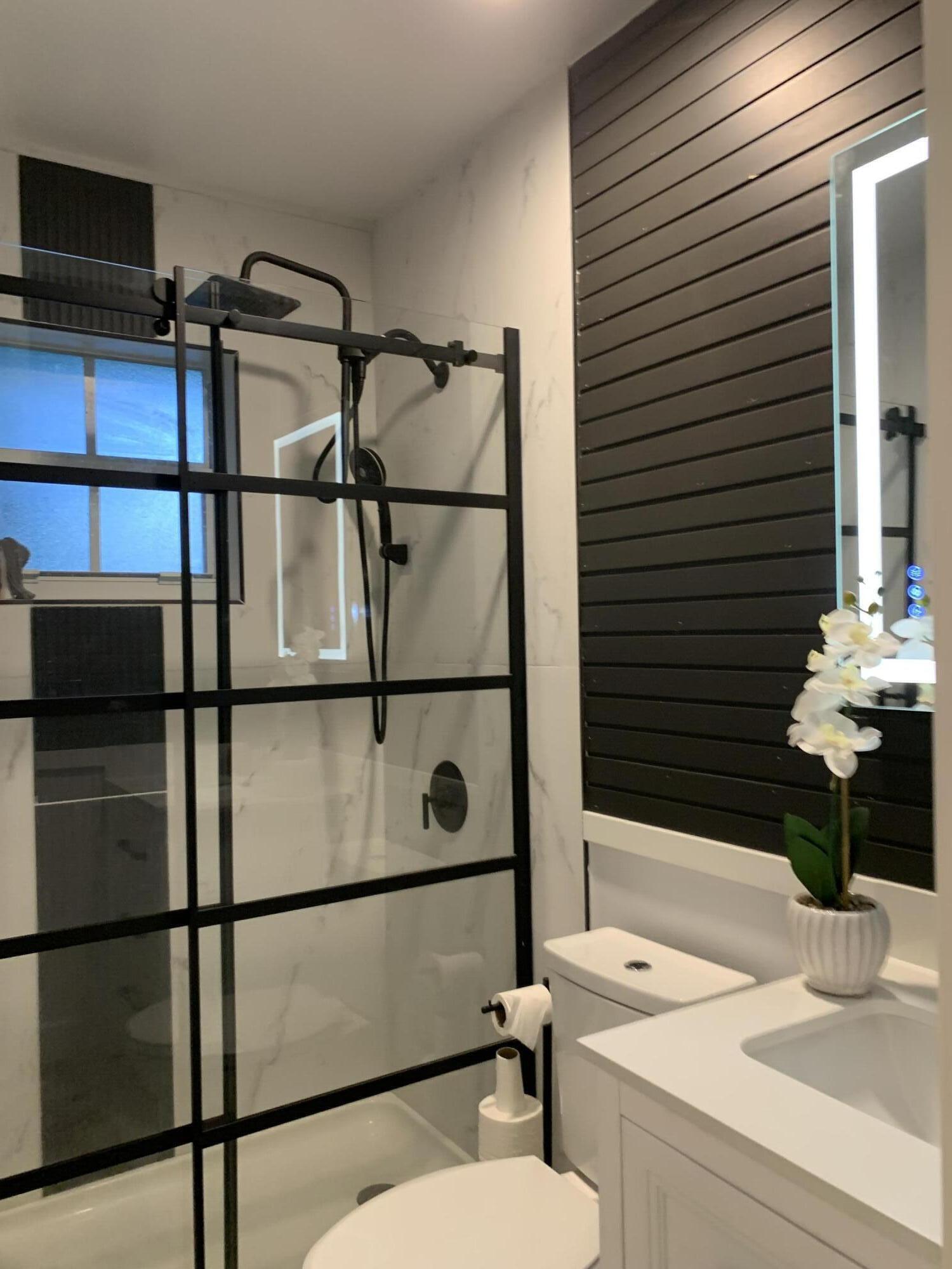 1345 West 34th Street Riviera Beach, FL 33404 - Photo 9 of 19 Bathroom1