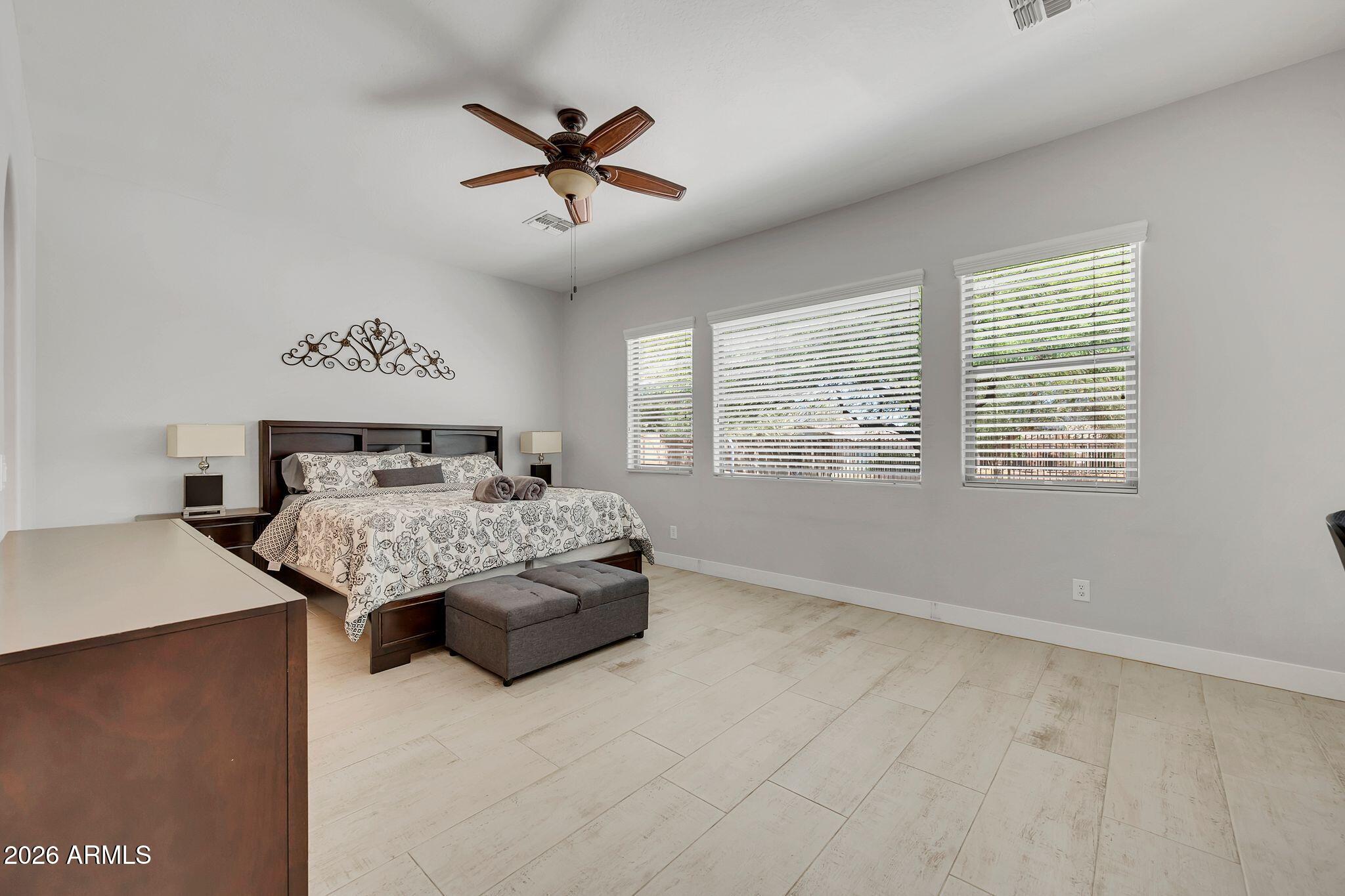 2414 West Mineral Road Phoenix, AZ 85041 - Photo 15 of 39