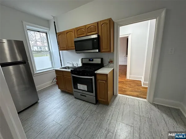 $1,750 | 311 79th Street, Unit 9, North Bergen, NJ 07047